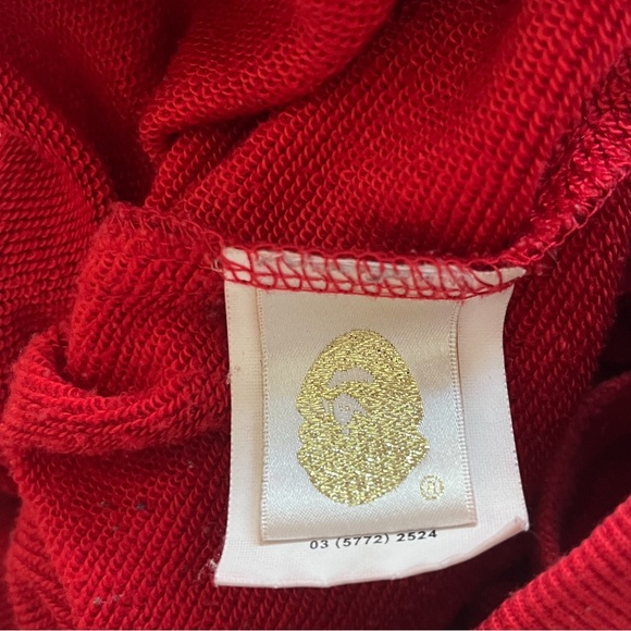 bape abc camo wgm print shark sweatshorts in red - Picture 4 of 5